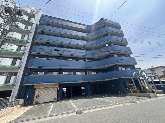 シャトー三木の外観