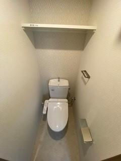 神戸市兵庫区永沢町４丁目の賃貸マンションのトイレ