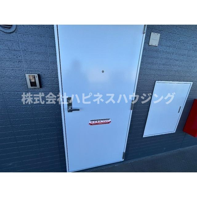 リブレス我孫子のその他共用部分|収納もある玄関です