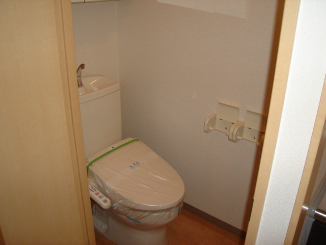 神戸市北区道場町日下部のアパートのトイレ|ＷＣ(温水洗浄便座)