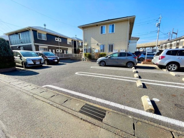 【駐車場】 | エーデルワイス Ａ | 駐車場