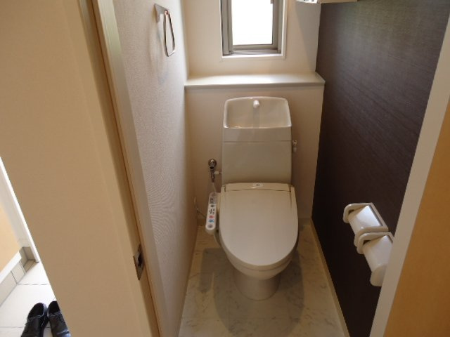 ティル　ナ　ノーグのトイレ|シャワー付トイレ