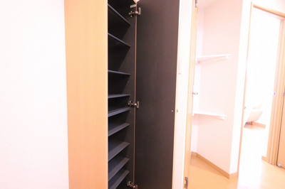 【玄関】 | コンフォートベネフィス大橋5