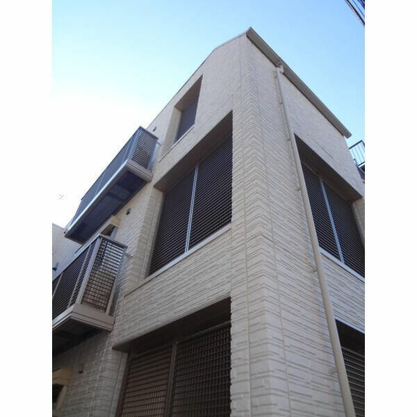 高見シャーメゾン