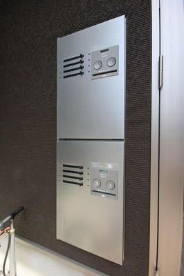 【エントランス】 | Ｌｕｃｅ（ルーチェ） | 建物の内部です