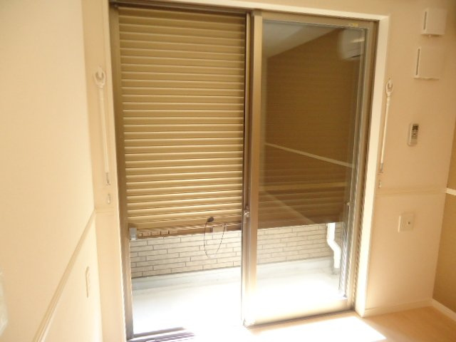 カミーラ南安城　　刈谷市近郊の賃貸ならクラスホーム刈谷店の内装|窓シャッター