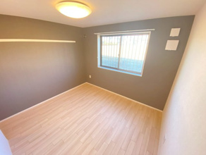 【寝室】 | ※同タイプ物件のお写真です。