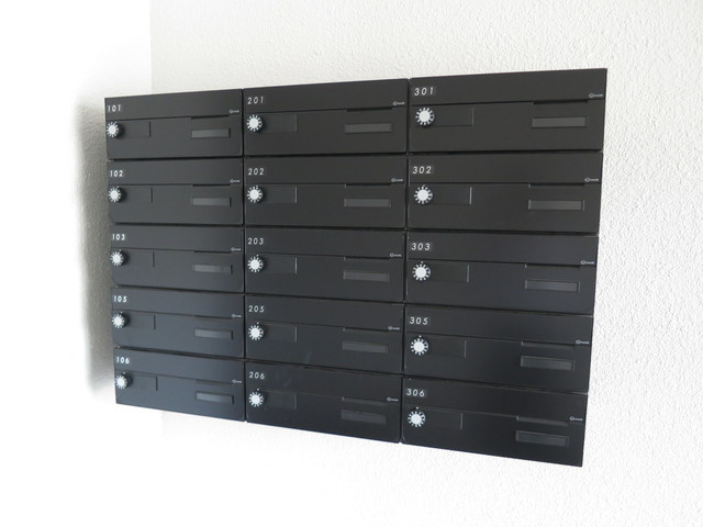 サンパレス市川のその他共用部分|プライバシーに配慮したメールボックス☆