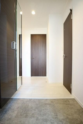 【玄関】 | モンレーヴ