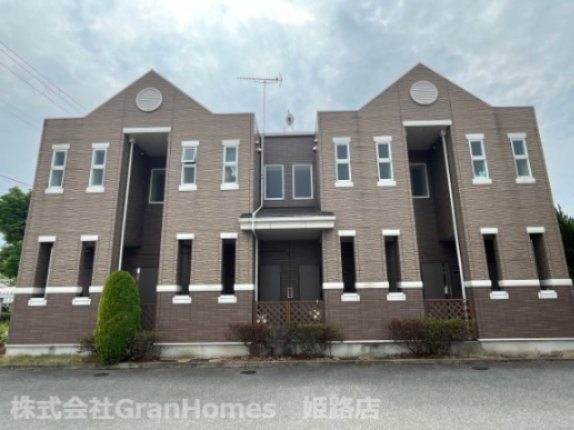 クレッシェンドＫＪの外観