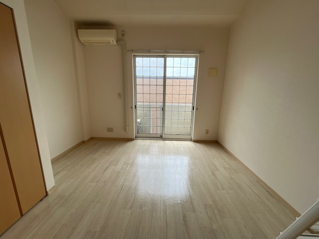 クレッシェンドＫＪの寝室