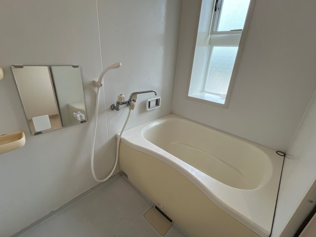 クレッシェンドＫＪの浴室