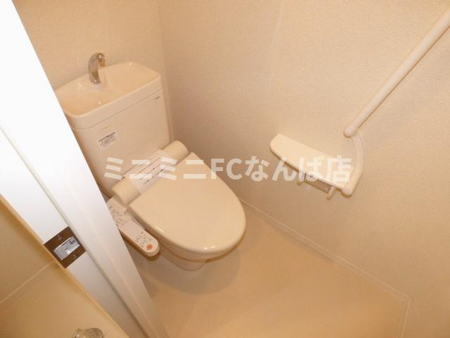 シャーメゾンベルパージュのトイレ