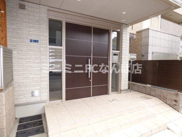 シャーメゾンベルパージュのエントランス