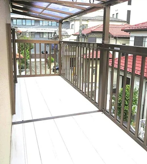 【中古】鶴ヶ島市下新田リフォーム中古住宅のバルコニー|バルコニー付きです