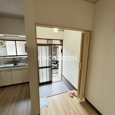 梶町テラスの玄関