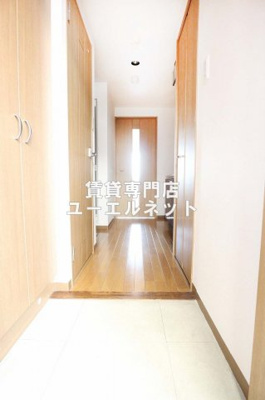 【玄関】 | アーデン江坂 | 住まいの顔ともなる玄関