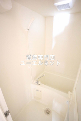 【浴室】 | アーデン江坂 | ゆったりとしたバスルーム