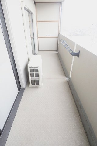 なかすじ壱番館のバルコニー|※同じ間取りの別部屋のお写真です※