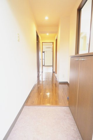 なかすじ壱番館の玄関|※同じ間取りの別部屋のお写真です※