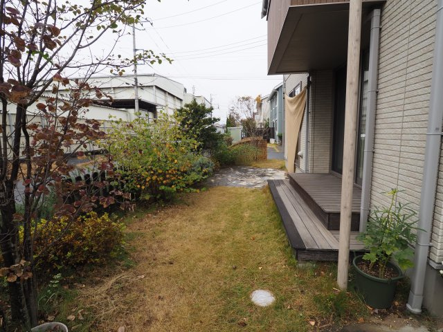 前橋上大島　中古住宅の庭
