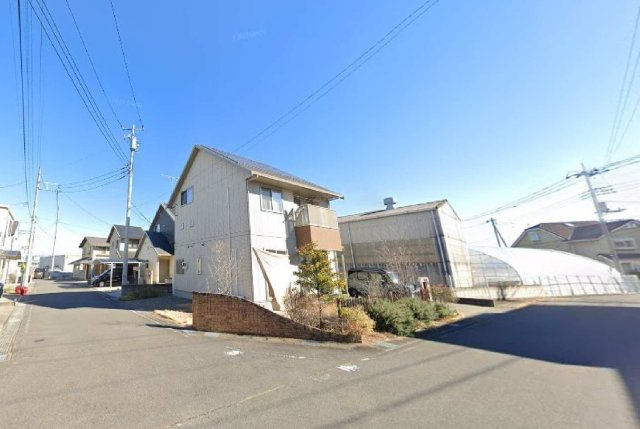 前橋上大島　中古住宅の前面道路含む現地写真