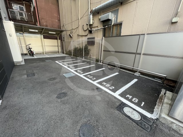 エステムコート北堀江　堀江小学校の設備|エステムコート北堀江　駐輪場