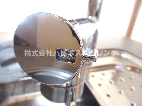ライオンズタワー柏のキッチン|浄水機能付水栓　※同タイプ別部屋2023年7月撮影