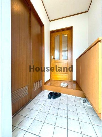 湊北町戸建の玄関|南側玄関