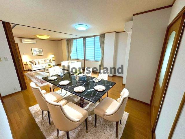 湊北町戸建の居間・リビング|家具はイメージです。