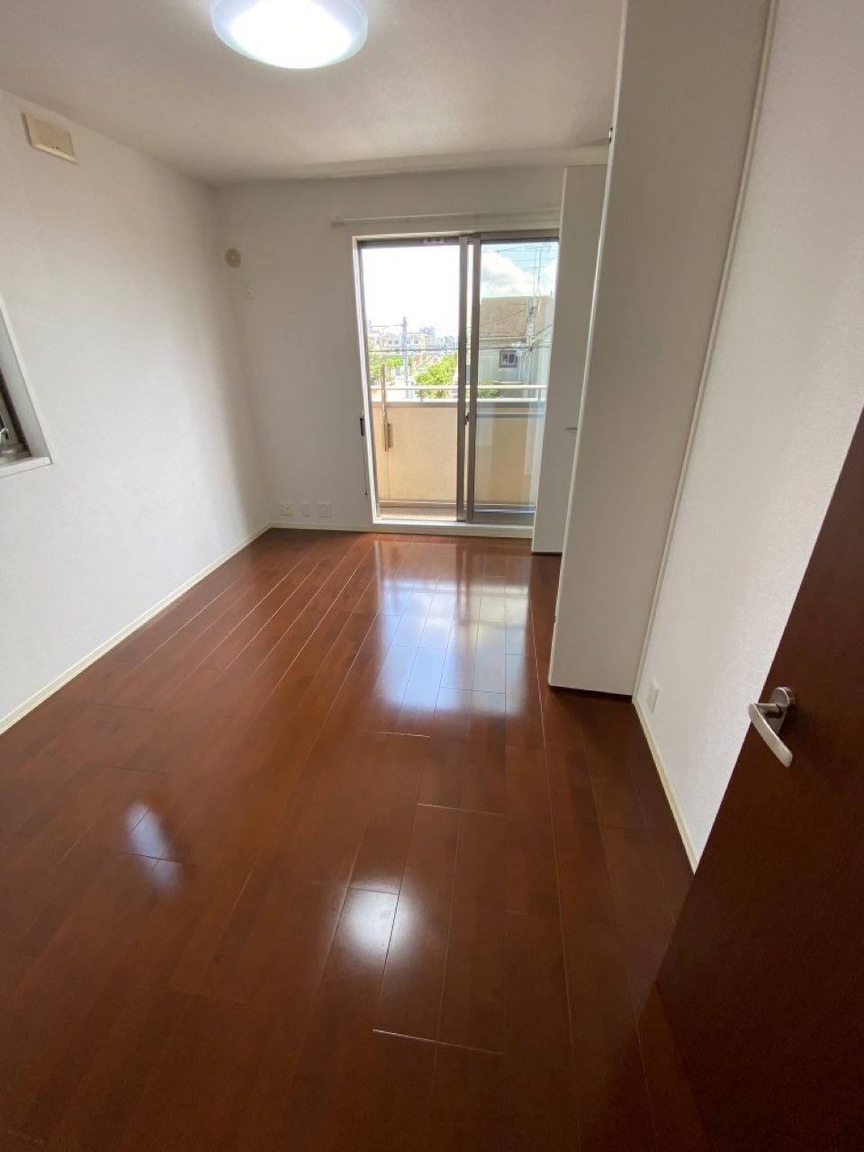 プレシューズ　Ａの洋室|★浴室換気乾燥機付き★