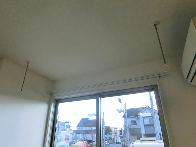 プレシューズ　Ａの設備|★雨の日に便利な室内物干しフック★