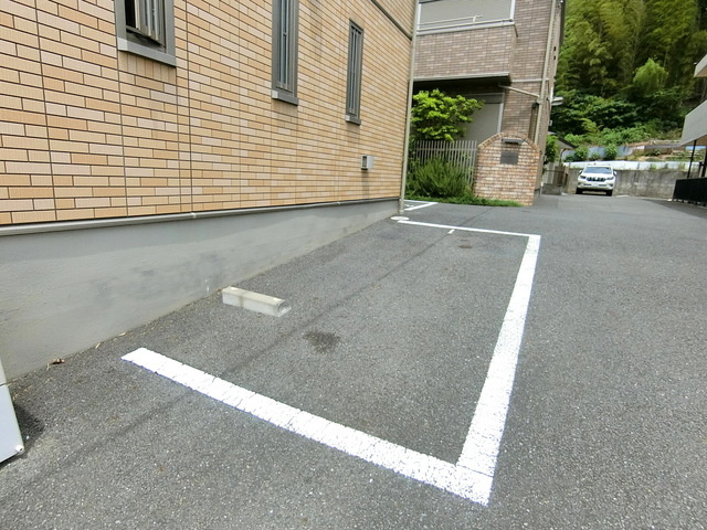 プレシューズ　Ａの駐車場|★敷地内駐車場有★