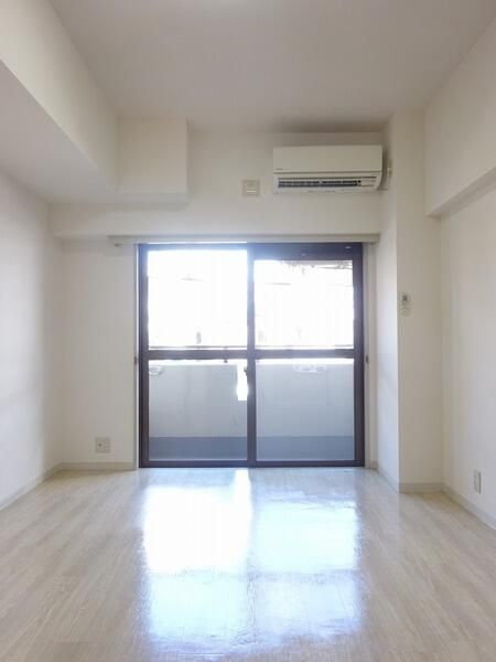 パークステージ亀戸北の居間・リビング