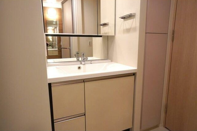 【独立洗面台】 | ルフォンプログレ中野坂上 | 嬉しい独立洗面台付き。