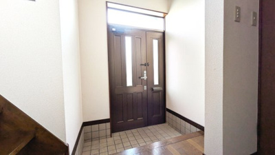 【玄関】 | 熊取町久保戸建