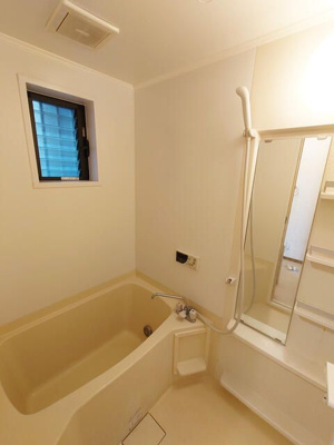 【浴室】 | フロイデ上原Ⅱ | お風呂で日々の疲れを落としましょう