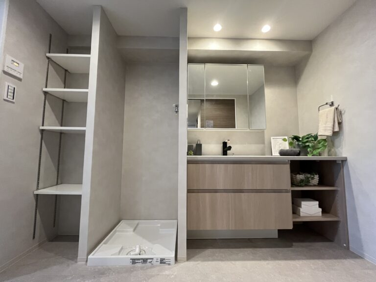 ワコーレ神戸本山ガーデンズの独立洗面台