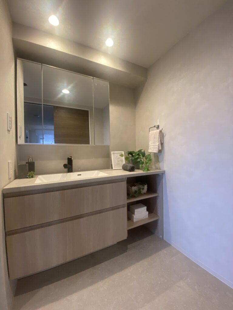 ワコーレ神戸本山ガーデンズの独立洗面台