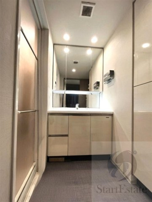 【独立洗面台】 | プレサンスロジェ住之江レジデンス | AIで家具・小物を消去した画像になります。