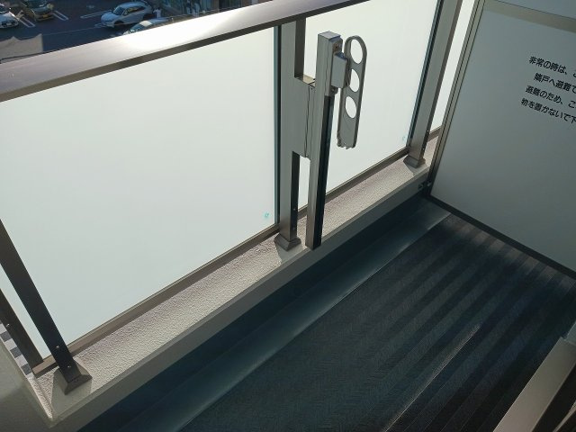 船橋市山野町の賃貸マンションのバルコニー