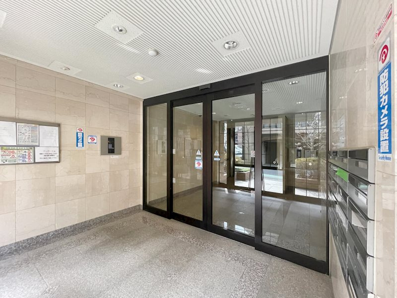 エクセラン夙川のエントランス