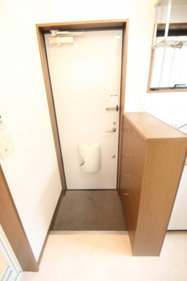 【玄関】 | リバージュ宮前 | ※同建物ほかのお部屋の写真です。