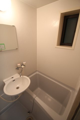 【浴室】 | リバージュ宮前 | ※同建物ほかのお部屋の写真です。