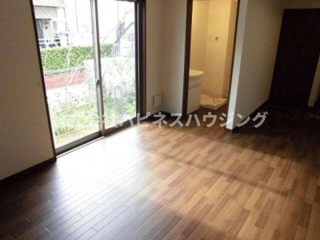 セノーテの内装|おしゃれな居間です