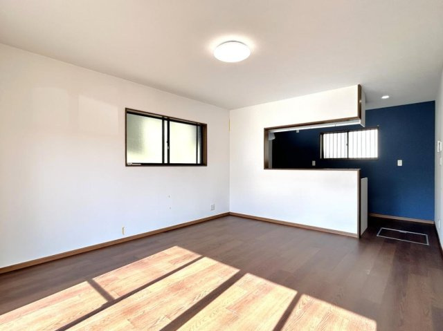 【居間・リビング】 | ◇◆二宮町松根 中古戸建◆◇