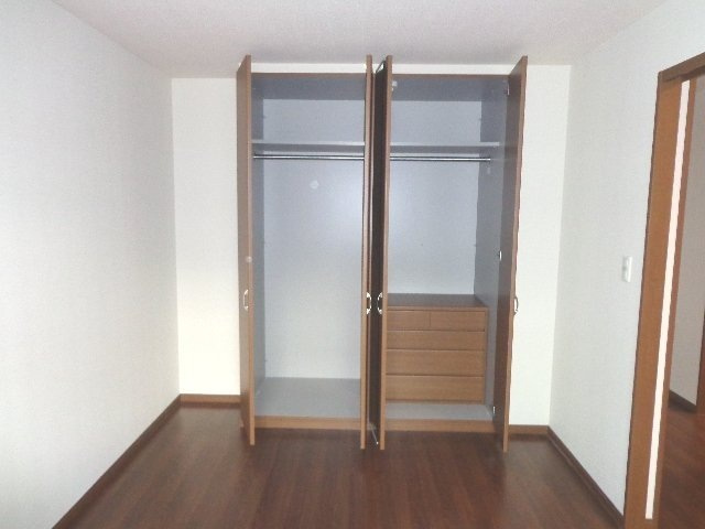 ウィング清水山の内装