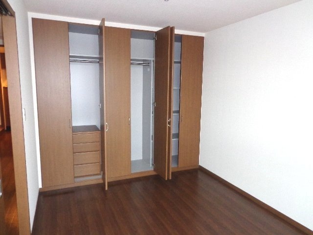 ウィング清水山の内装