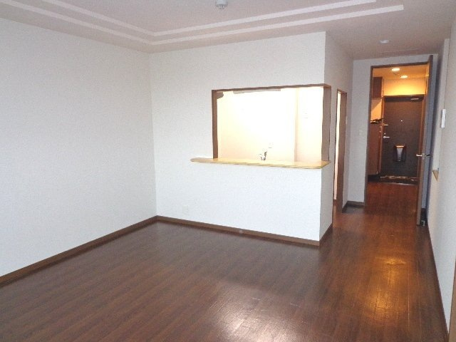 ウィング清水山の居間・リビング