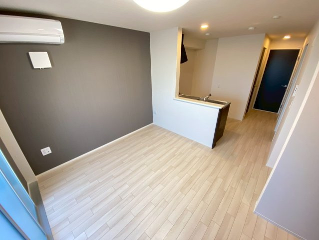 【居間・リビング】 | ※同タイプ物件のお写真です。